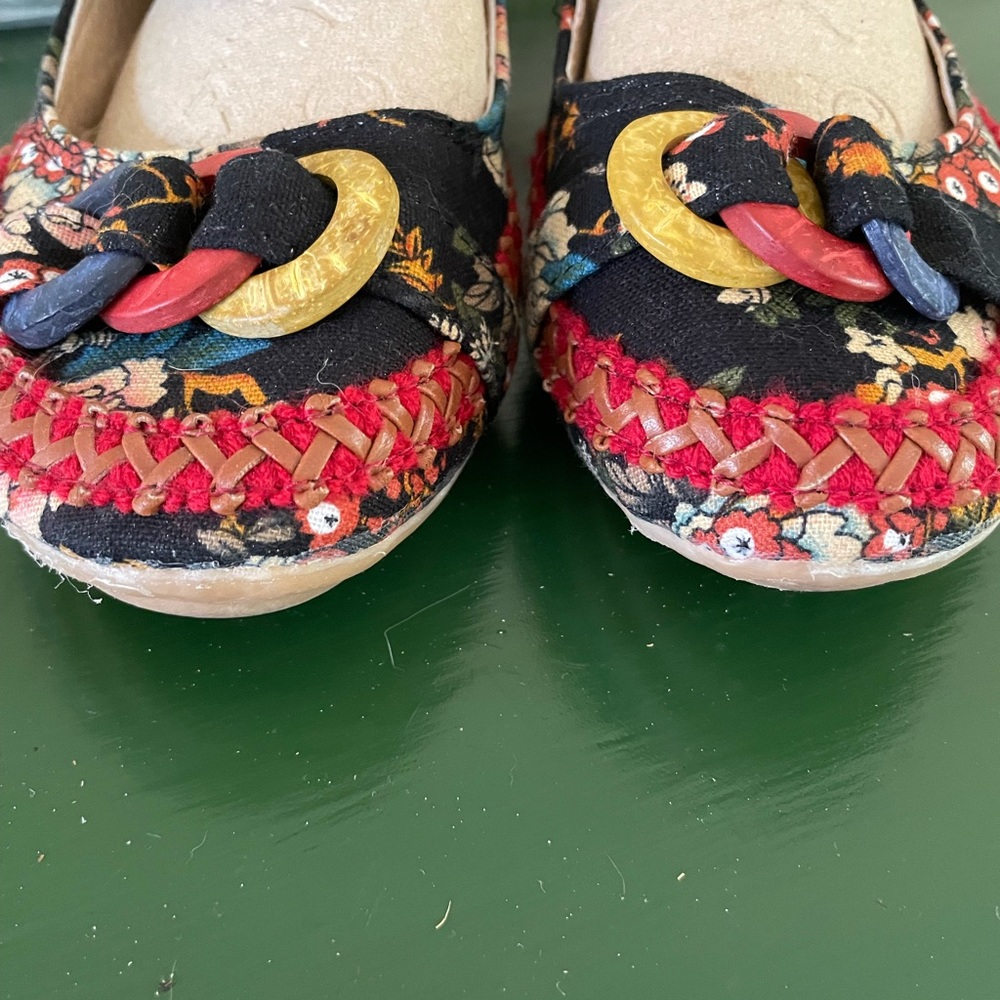 Festive colorful Boho Flats - Picture 2 of 9